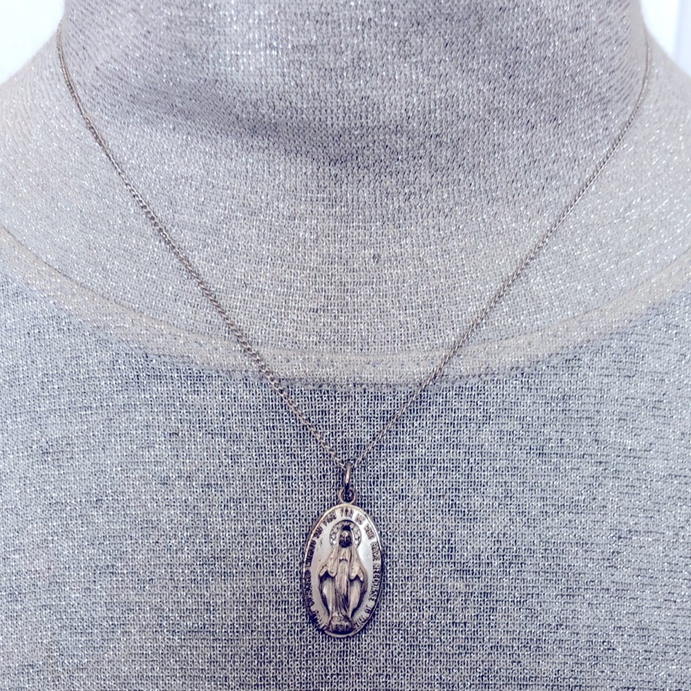 Vintage Sterling Silver Miraculous Medal Necklace Virgin Mary Catholic Religious